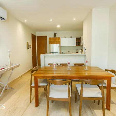 Apartment 2 Rec. | Vista A La Jungla | Amenidades De Lujo