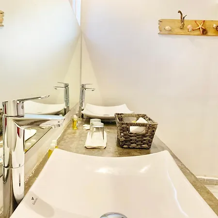 Apartamento Playa Canek - Penthouse - Beach Front, Balcony & Pool