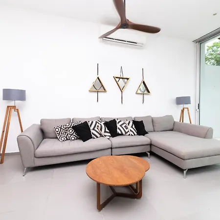Apartamento Relaxing 2 Bedroom In The Center Of With Private Pool And Terrace *