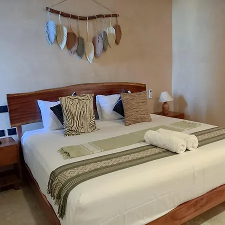 Luxury Romantic Getaway - 1 Bedroom - Steps From The - Bahia Tankah