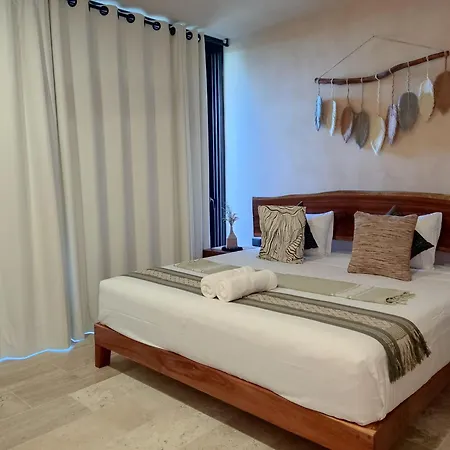 Apartment Luxury Romantic Getaway - 1 Bedroom - Steps From The - Bahia Tankah