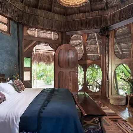 Holiday home Stunning Jungle Treehouse With Lakefront & Beachside Tulum