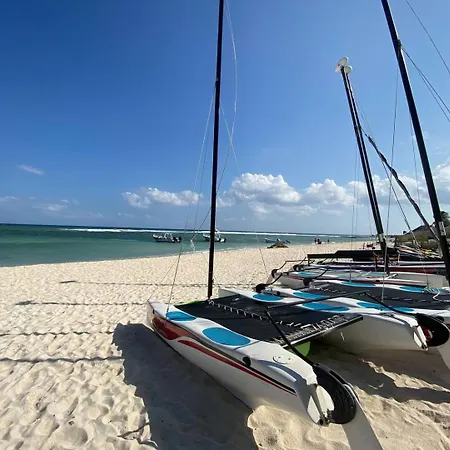 Departamento 6, Country Home, Con Muelle De Pesca, Club De Playa, Alberca, Cenote Y Campo De Golf, Contrata Day Pass Bahia Principe * Tulum