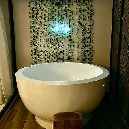Sky K104 Hotel 5*