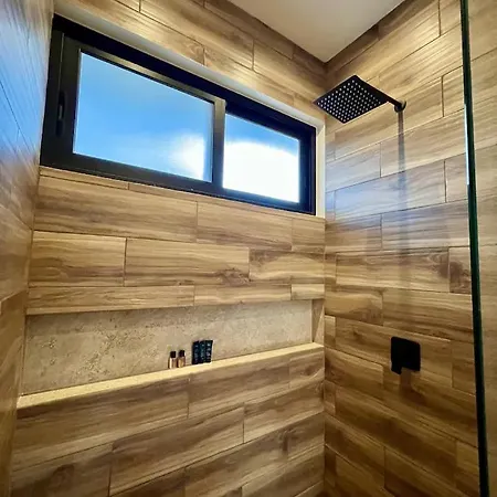 Hotel Sky K104