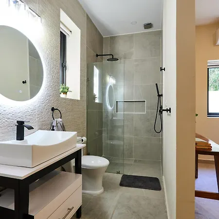 Villa Tortuga Lux 4 Bdr Big Garden*pool *cenote *