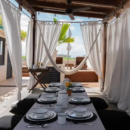 20 Guests 5 Min Beach+rooftop Pool Jacuzzi Villa
