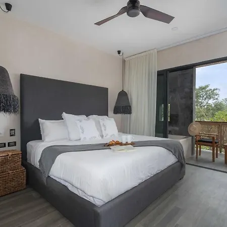 20 Guests 5 Min Beach+rooftop Pool Jacuzzi Villa *
