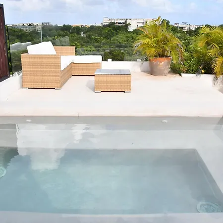 Manor By The Spot Tulum