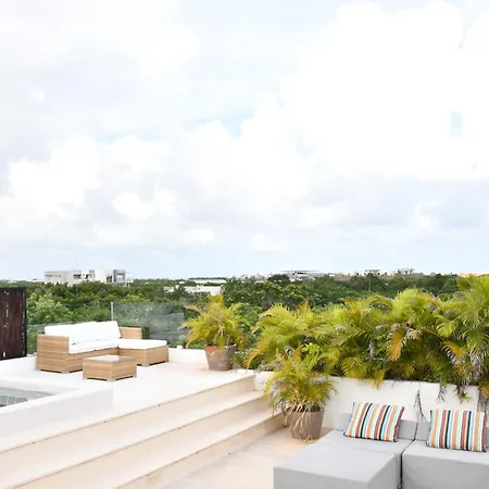 Manor By The Spot Tulum