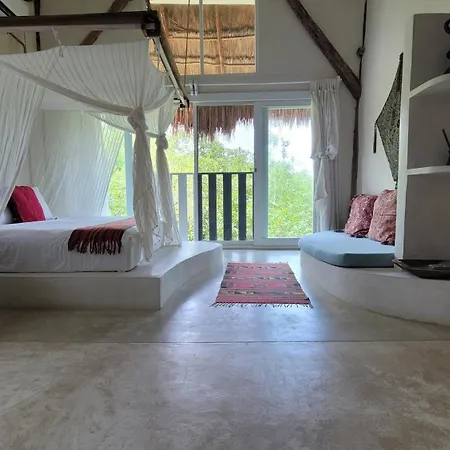 Cormoran & Cenote Hotel Tulum