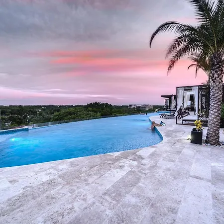 Fast-wifi Sunset With Rooftop And Pool Tulum
