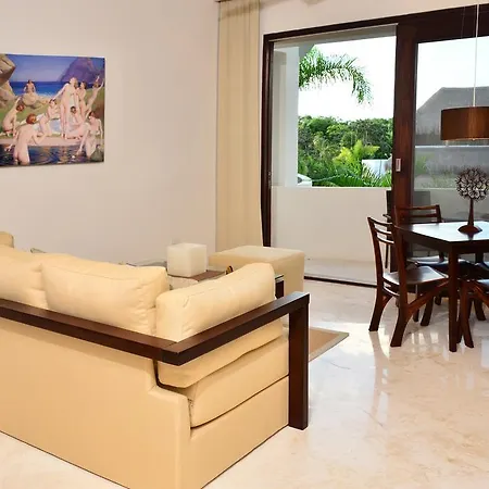 Intima Adults Only Tulum
