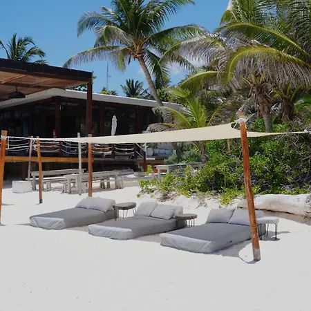 Lula Tulum, A Small Luxury