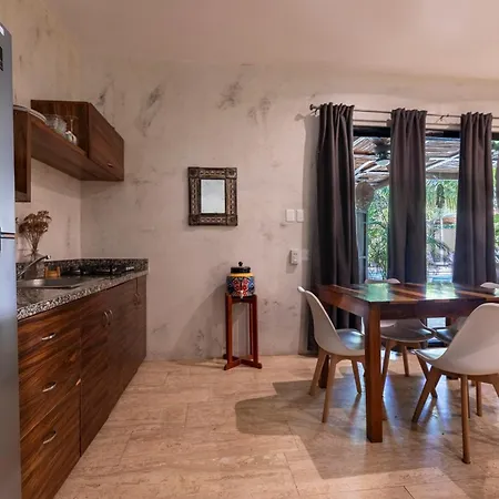Apartahotel Trece Lunas - Enchanted 4*