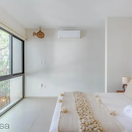 Moderna Yaxiik 19 Hotel *