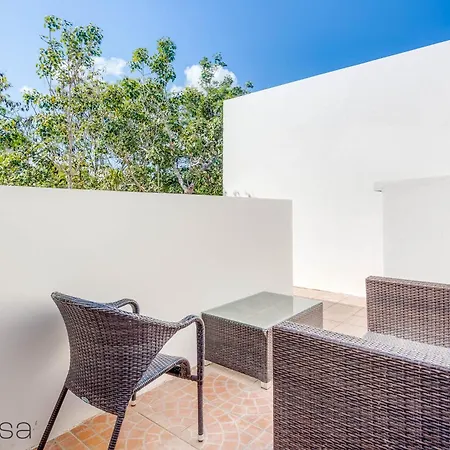 Moderna Yaxiik 19 Tulum
