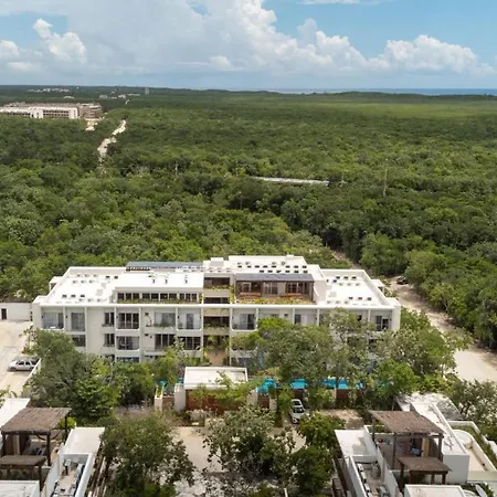 Nhoa 305a Lux 2br Pool View In Aldea Zama Holiday home Tulum