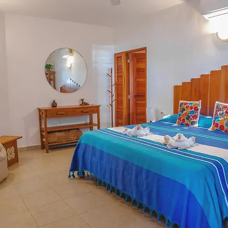 Casa Colibri Tankah Bed & Breakfast