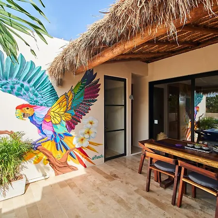 Spacious & Comfy Penthouse Oasis With Plunge Pool