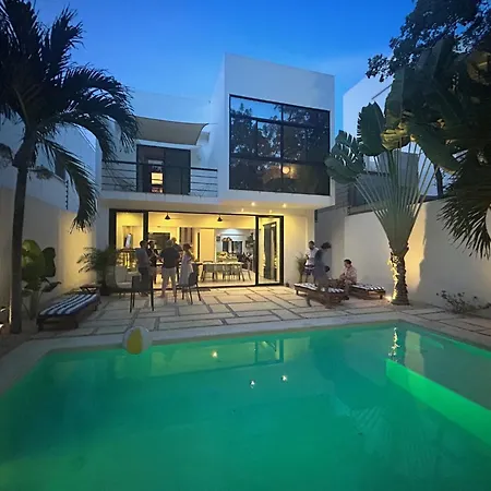 Wonderful Tropical 3br, Garden, Private Pool. *