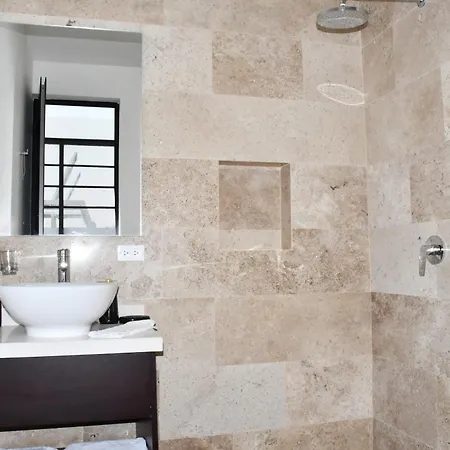 Menesse Luxury By Spot *