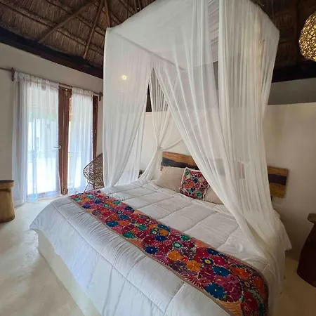Tzunum Jade Lodge Tulum