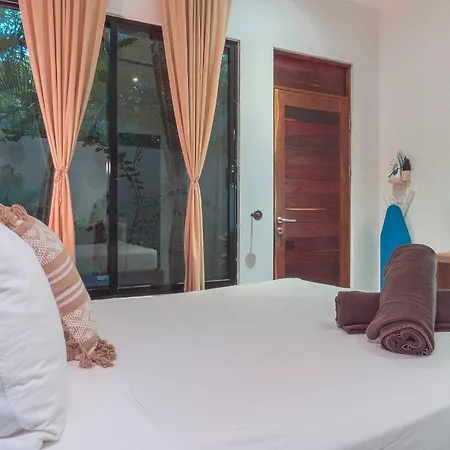 Aparthotel Naats Amigos