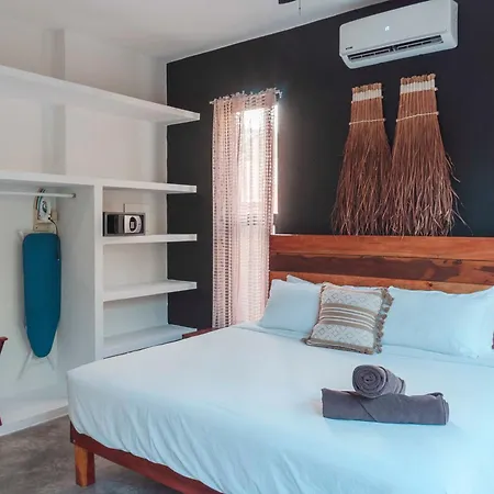 Naats Amigos 3* Tulum