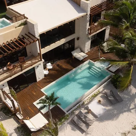 Villa Tulumar Beachfront Luxury Villa- Full Service Tulum