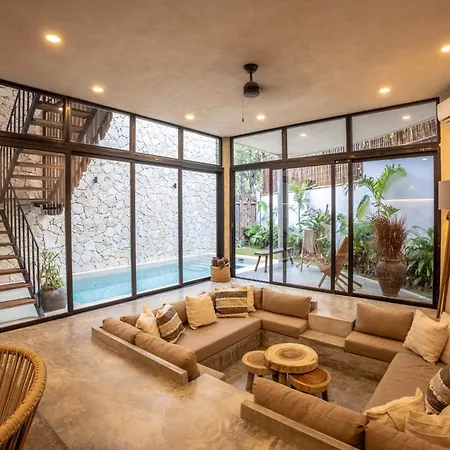 Hotel Jungle Retreat With Pv Pool & Concierge