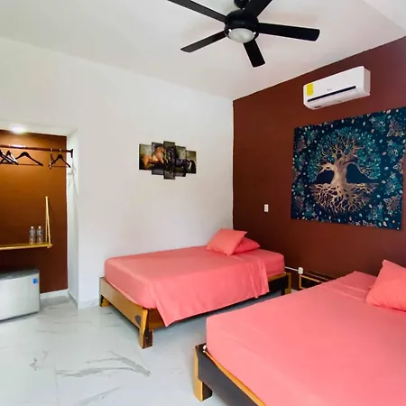 Howlita - Adult Only Hotel 3*