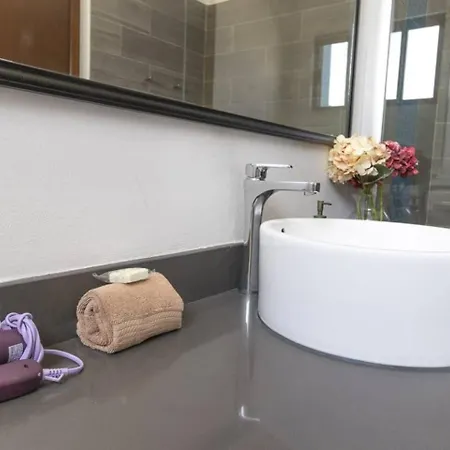 Hotel Mar Y Tierra La Veleta 4br Retreat 4*