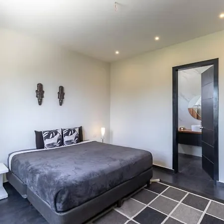 Mar Y Tierra La Veleta 4br Retreat 4*