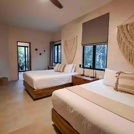 Casa Kuk, Stylish, At 5 Min, Pool, Concierge Villa Tulum