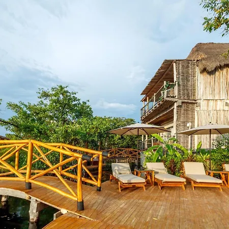 Hotel Shibari - Restaurant & Cenote Club