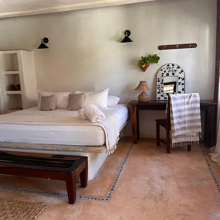 Hotel La Conchita (adults Only)