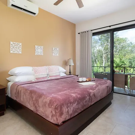 Stunning For 10-cabana-private Pool-parking