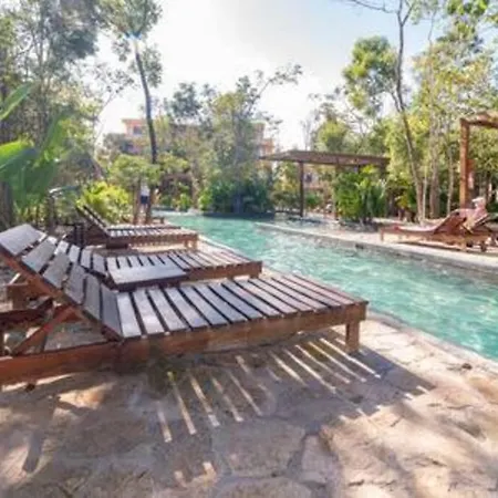 Aldea Savia Un Oasis De Paz En El Corazon De * Tulum