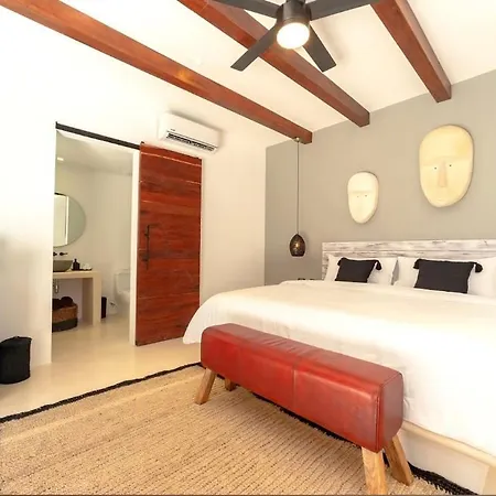 Hotel Harrisson Mansion Tulum