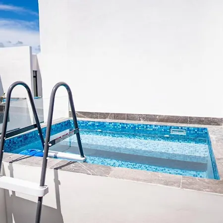2-level In Aldea Zama With Private Splash Pool.
