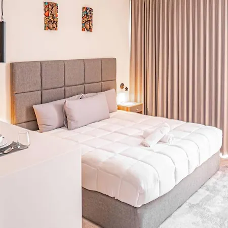 2-level In Aldea Zama With Private Splash Pool. Apartment