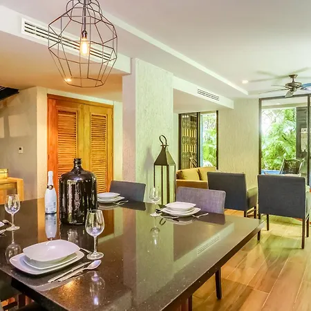 Apartment Luxurious Oasis Jacuzzi With Art Gallery And Pool *
