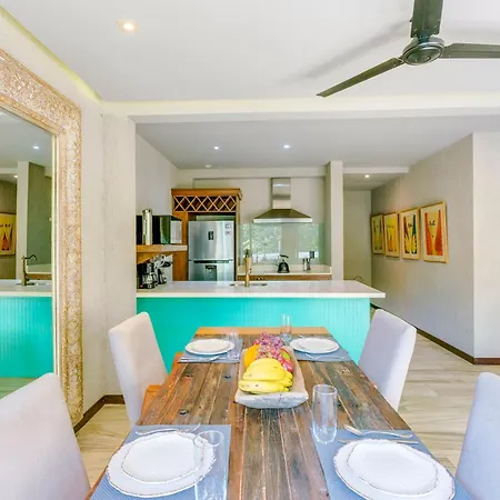 Apartment Luxurious Oasis Jacuzzi With Art Gallery And Pool *