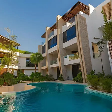 Penthouse With Private Pool Moots 306 Tulum