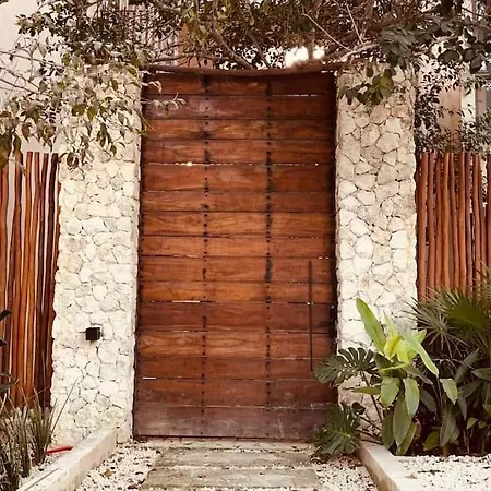 El Nido Private Pool & Garden