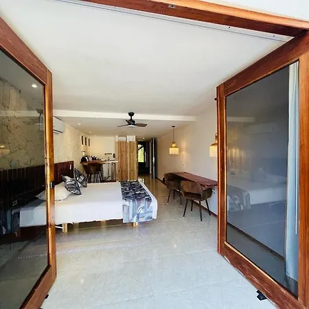 Retiro Maya Suites Hotel