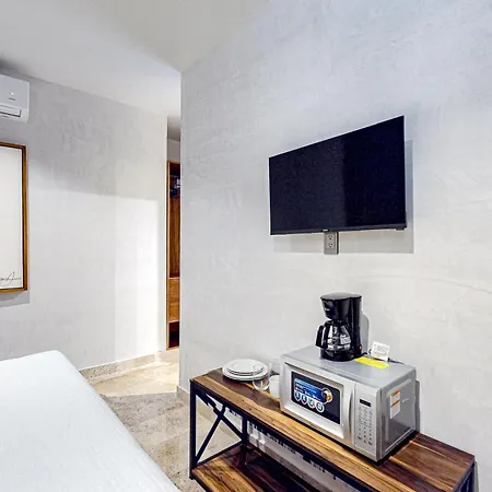 Akua Reserve 10 Hotel