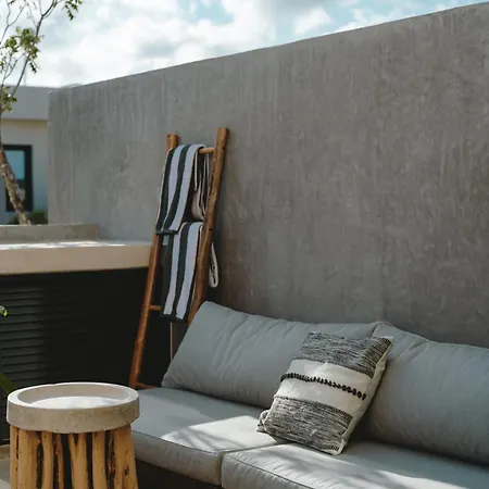 Luxury With Private Terrace And Pool