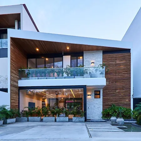 Casa Aventura Secluded Oasis 24h Security Near Sandy Beaches Villa